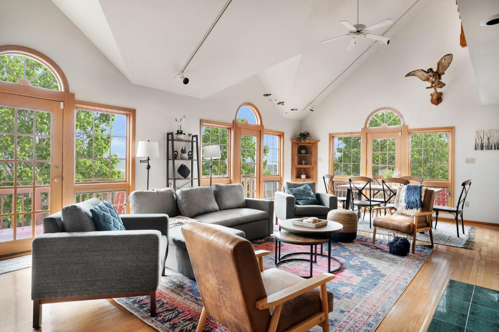 Modern Retreat W Hot Tub, Deck & Resort Amenities Berkeley Springs Extérieur photo
